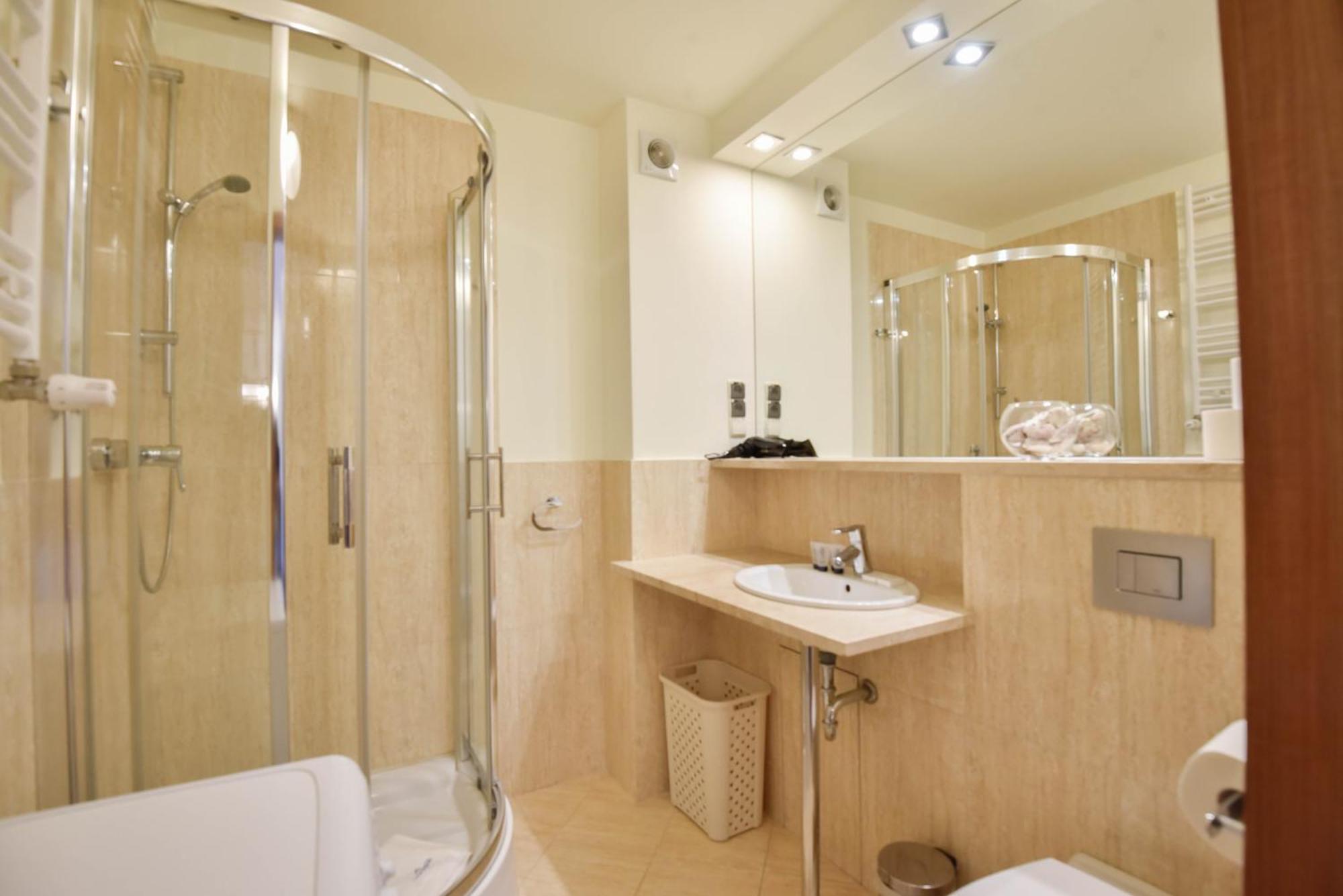 Apartamenty Mistral Z Parkingiem - Promenada & Morze - Apartamenty Na Wyspie Świnoujście Esterno foto