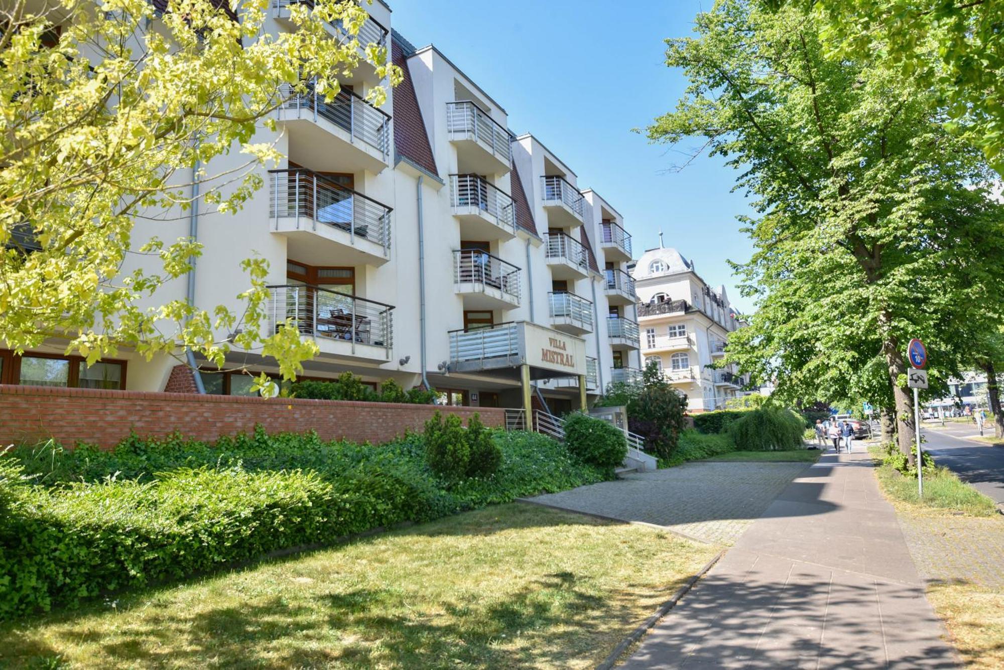 Apartamenty Mistral Z Parkingiem - Promenada & Morze - Apartamenty Na Wyspie Świnoujście Esterno foto